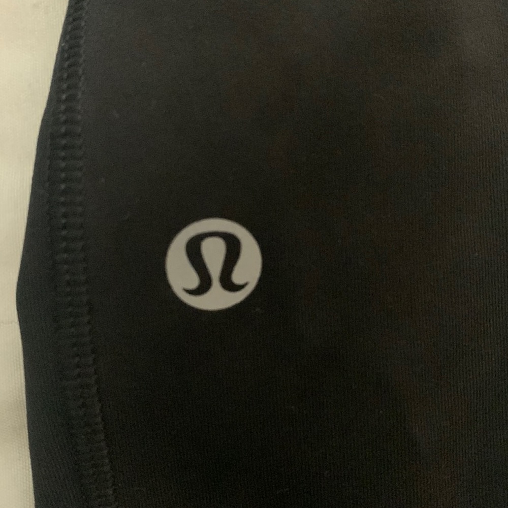 Lululemon fast and free leggings size 8!